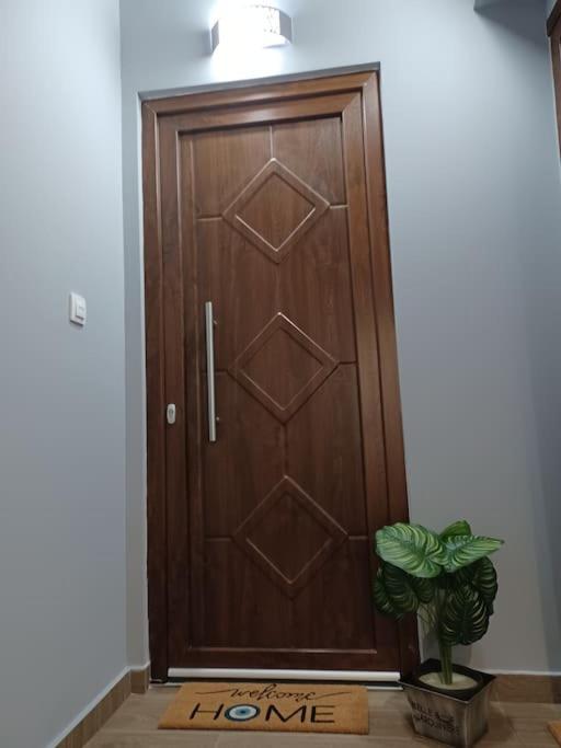Luxury Apartment With Balcony Mytilíni المظهر الخارجي الصورة