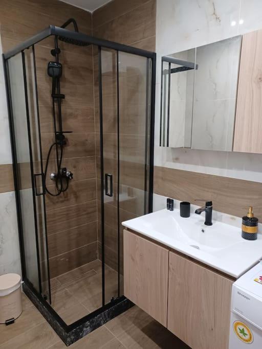 Luxury Apartment With Balcony Mytilíni المظهر الخارجي الصورة