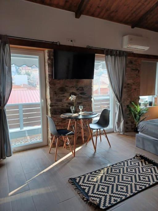 Luxury Apartment With Balcony Mytilíni المظهر الخارجي الصورة