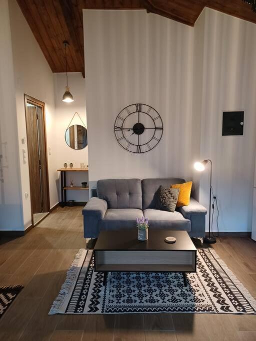 Luxury Apartment With Balcony Mytilíni المظهر الخارجي الصورة